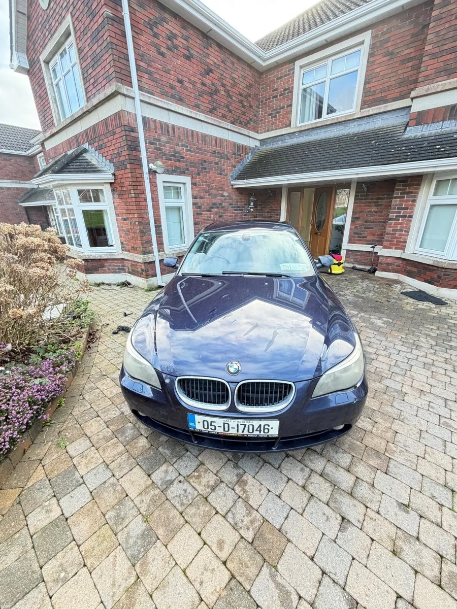 BMW 5-Series 2005 - Image 1