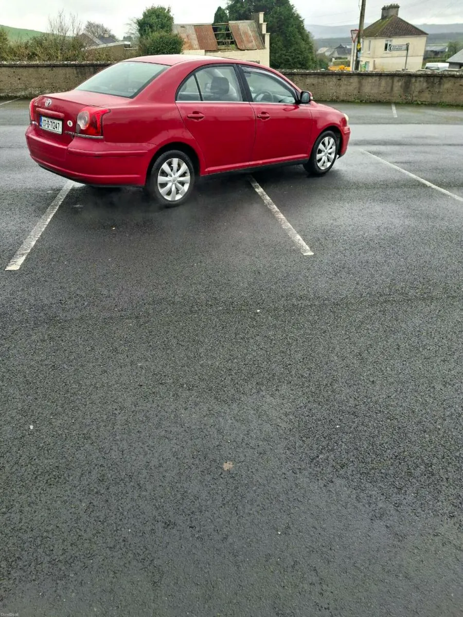 2007 Toyota Avensis - Image 2