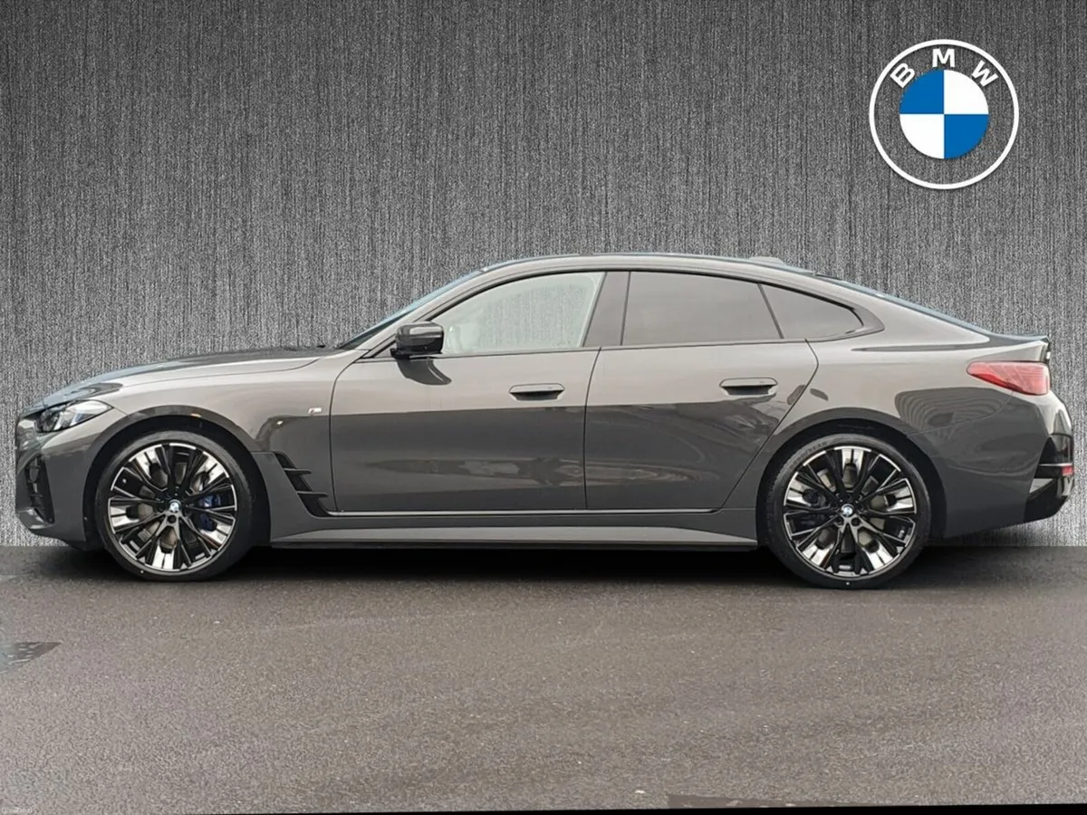 BMW i4 eDrive35 M Sport - Image 3