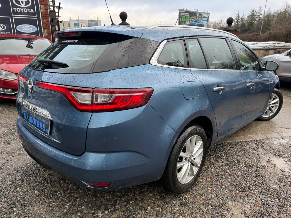 2018 Renault Megane  1.5 SPORT TOURER - Image 4