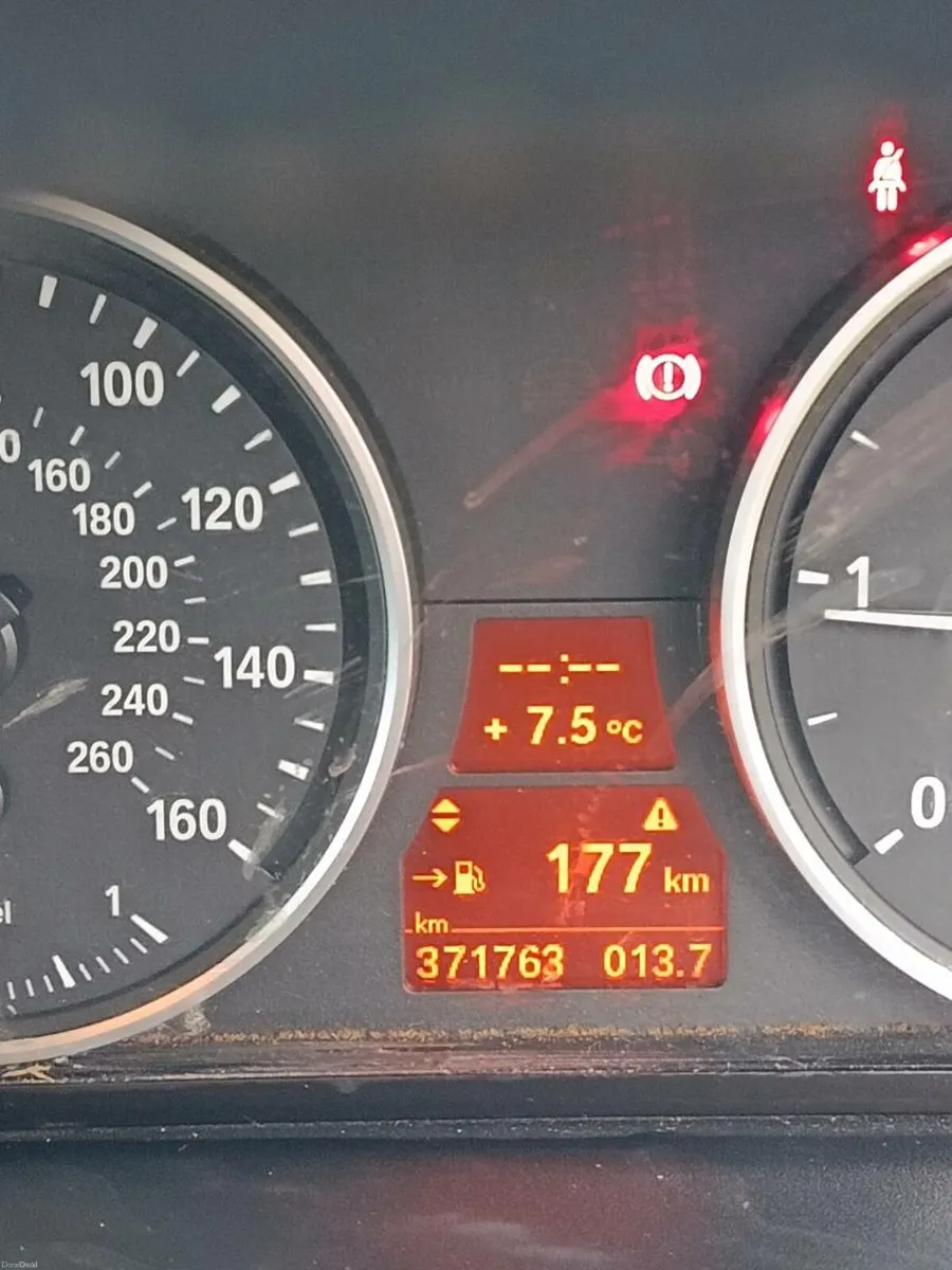 BMW 520D Estate - Image 4