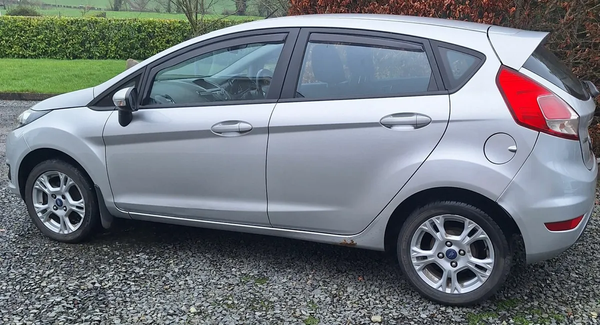 1.5 Diesel Ford Fiesta 2013 - Image 2