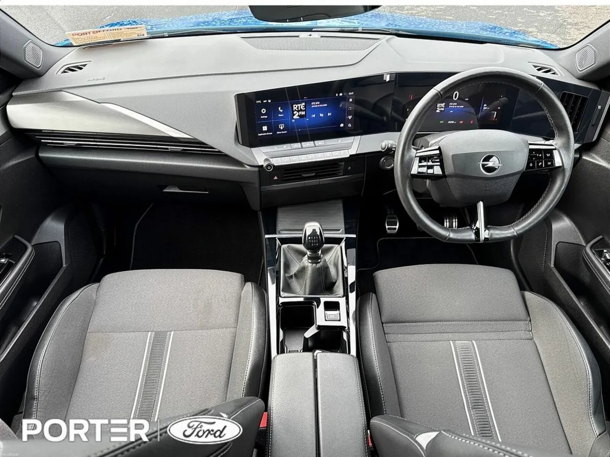 Opel Astra SRi 1.2 Turbo 130PS 6 Speed - Image 3