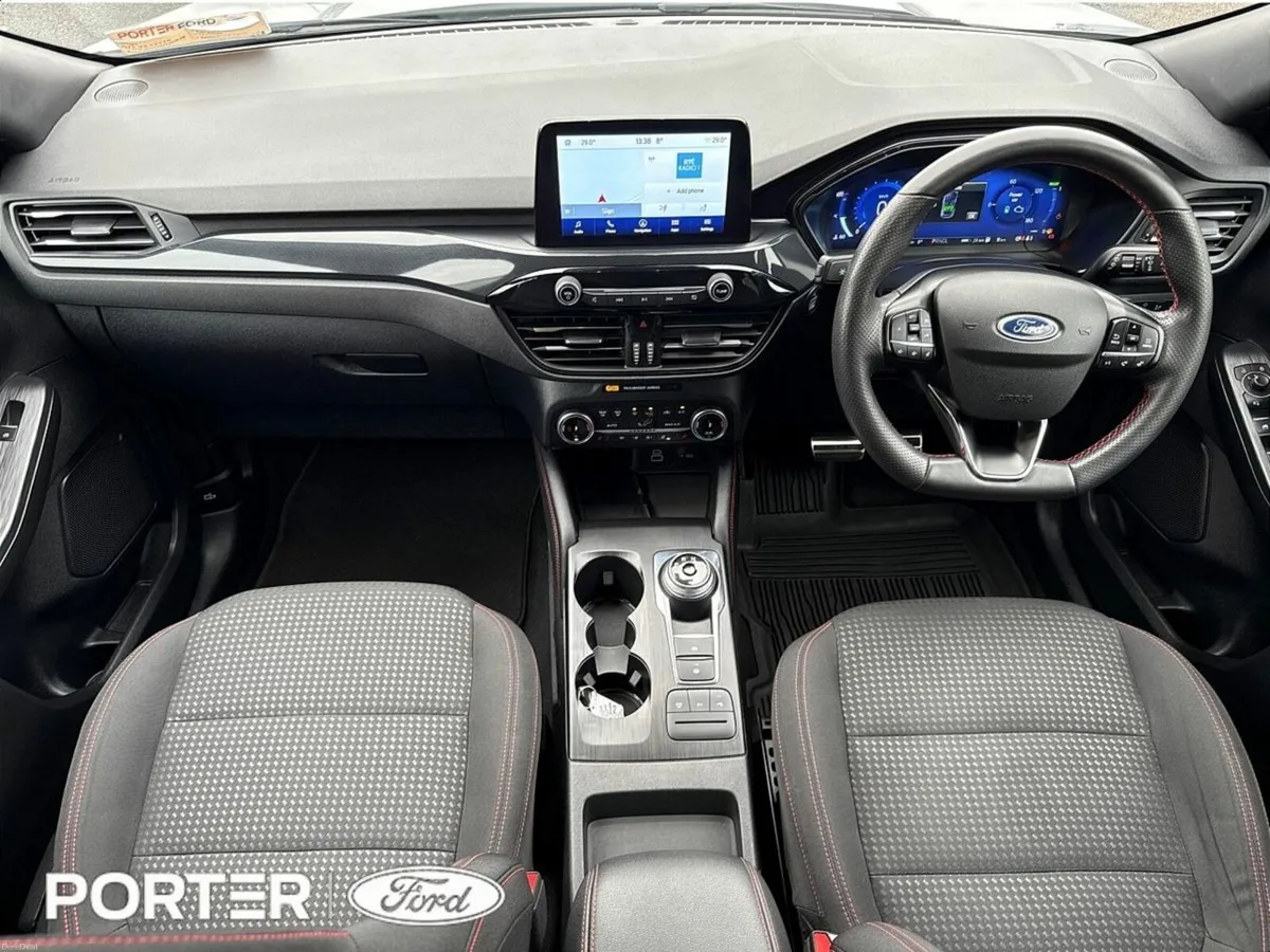 Ford Kuga 2.5 Duratec 225PS PHEV ST-Line Auto - Image 3
