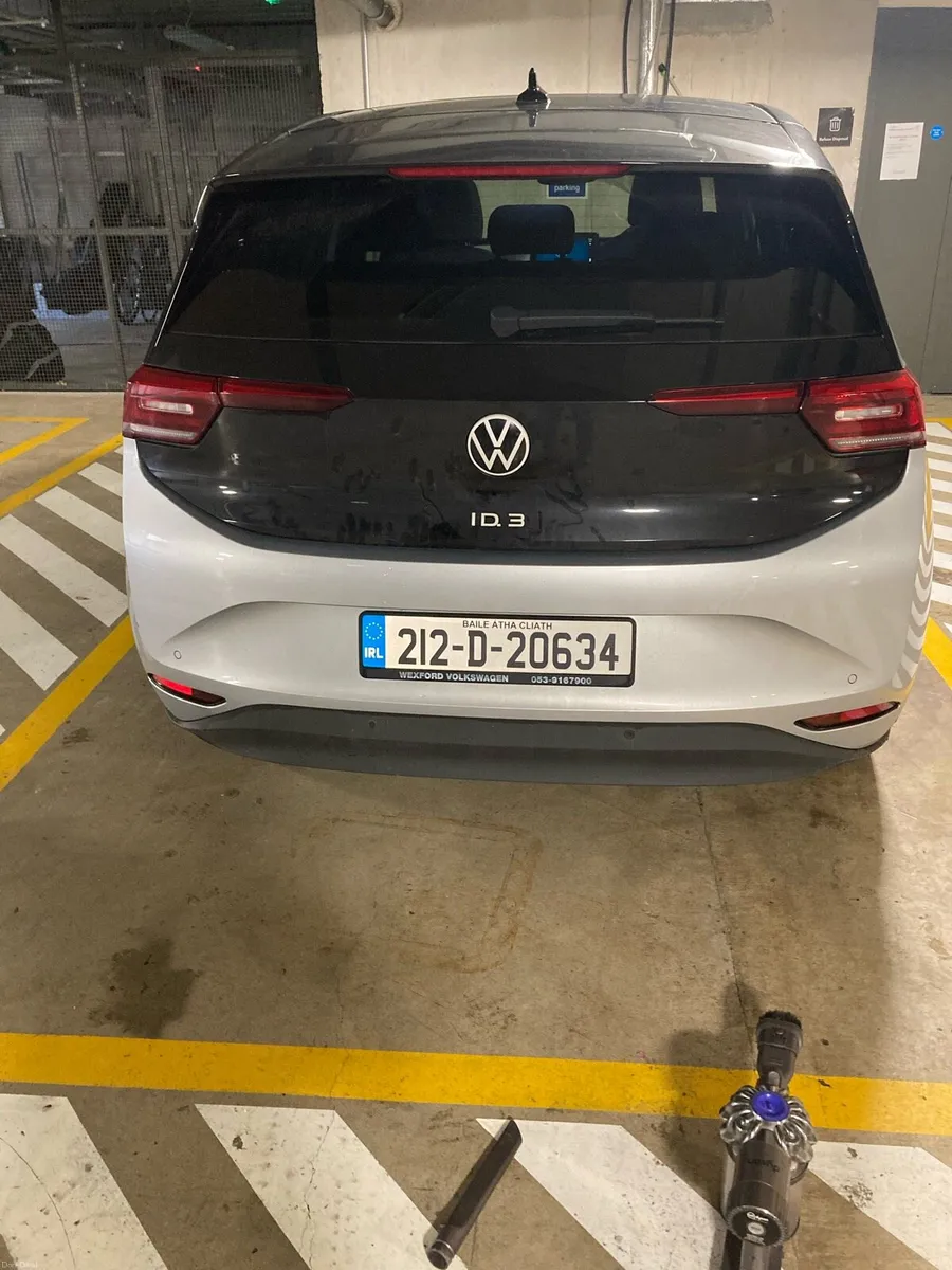 Volkswagen ID 3 - Image 3