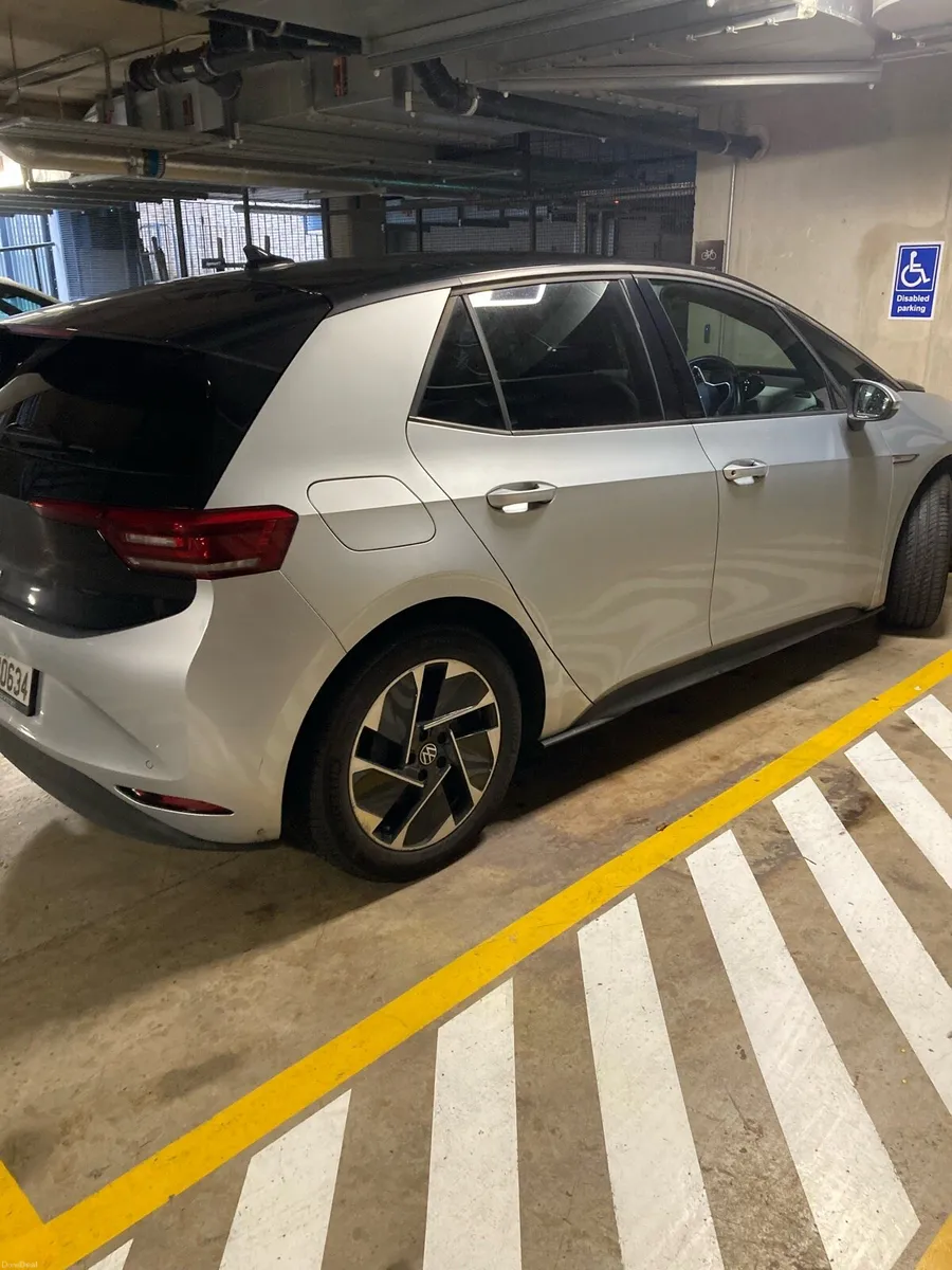 Volkswagen ID 3 - Image 4