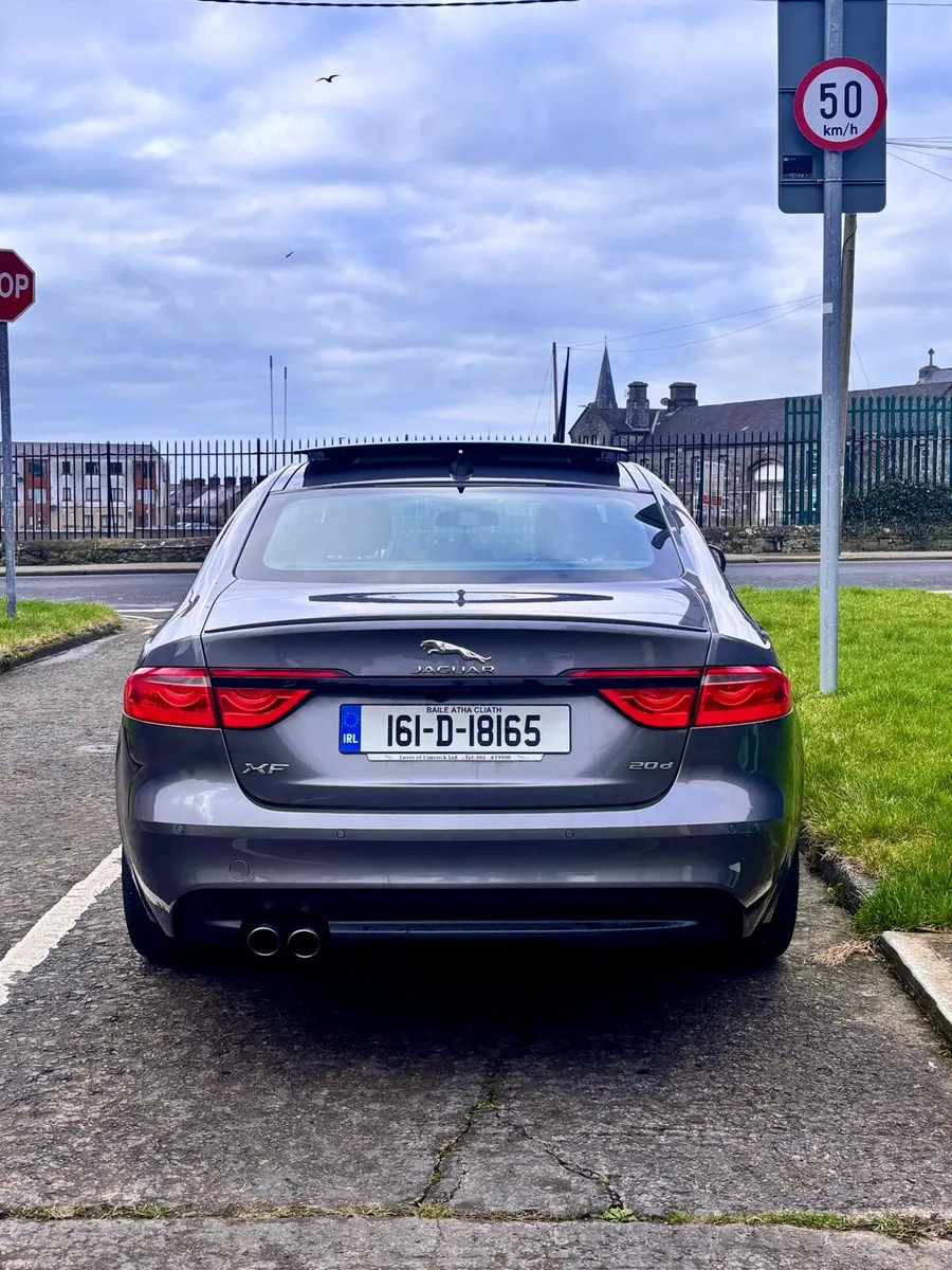 Jaguar XF R-Sport - Image 4