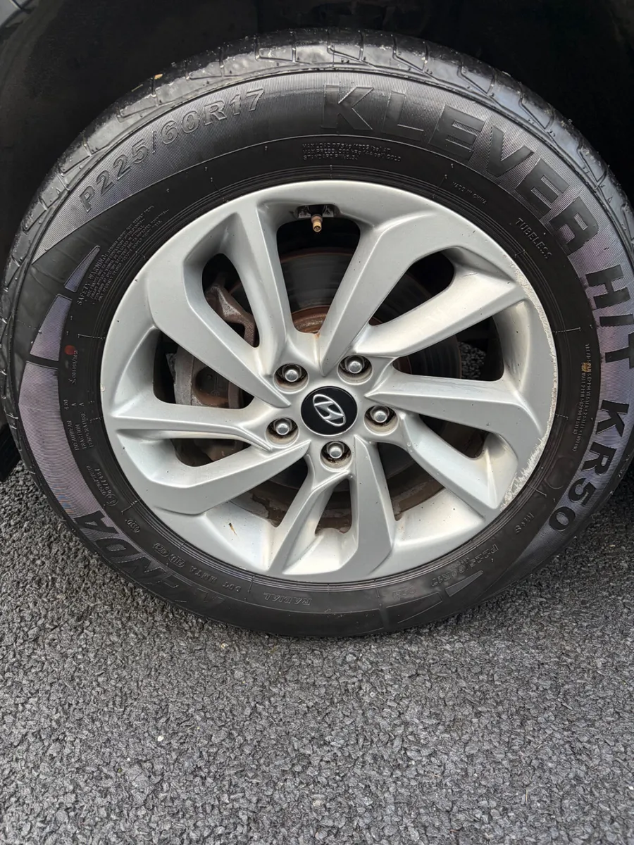 172 Hyundai Tucson - Immaculate - Image 3
