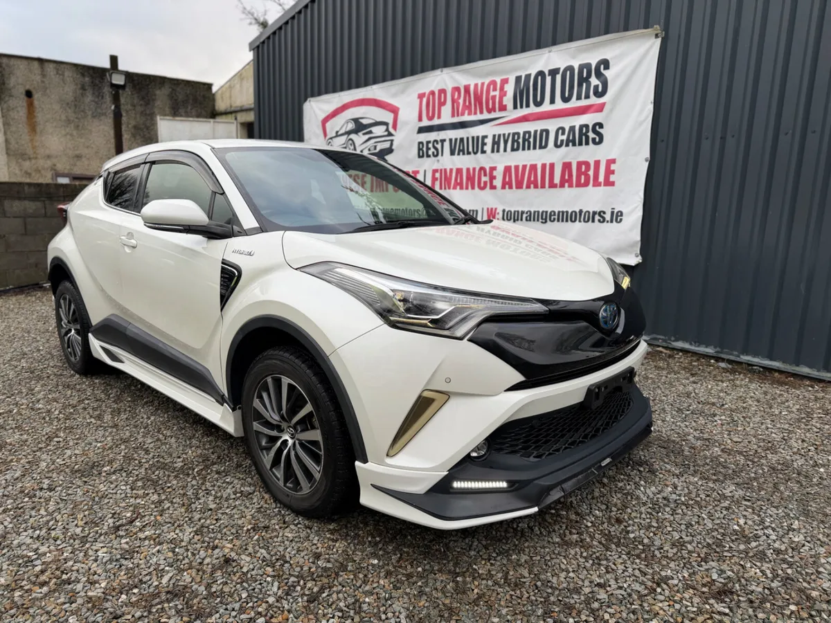 Toyota C-HR 2018 sports kit - Image 1