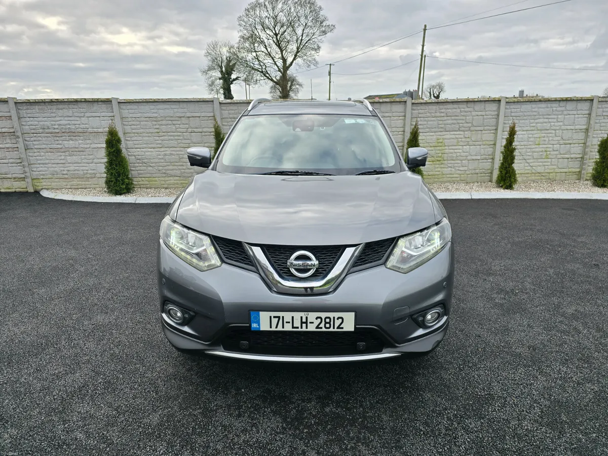 171 Nissan X-Trail 7 seater Panoramic - Image 3