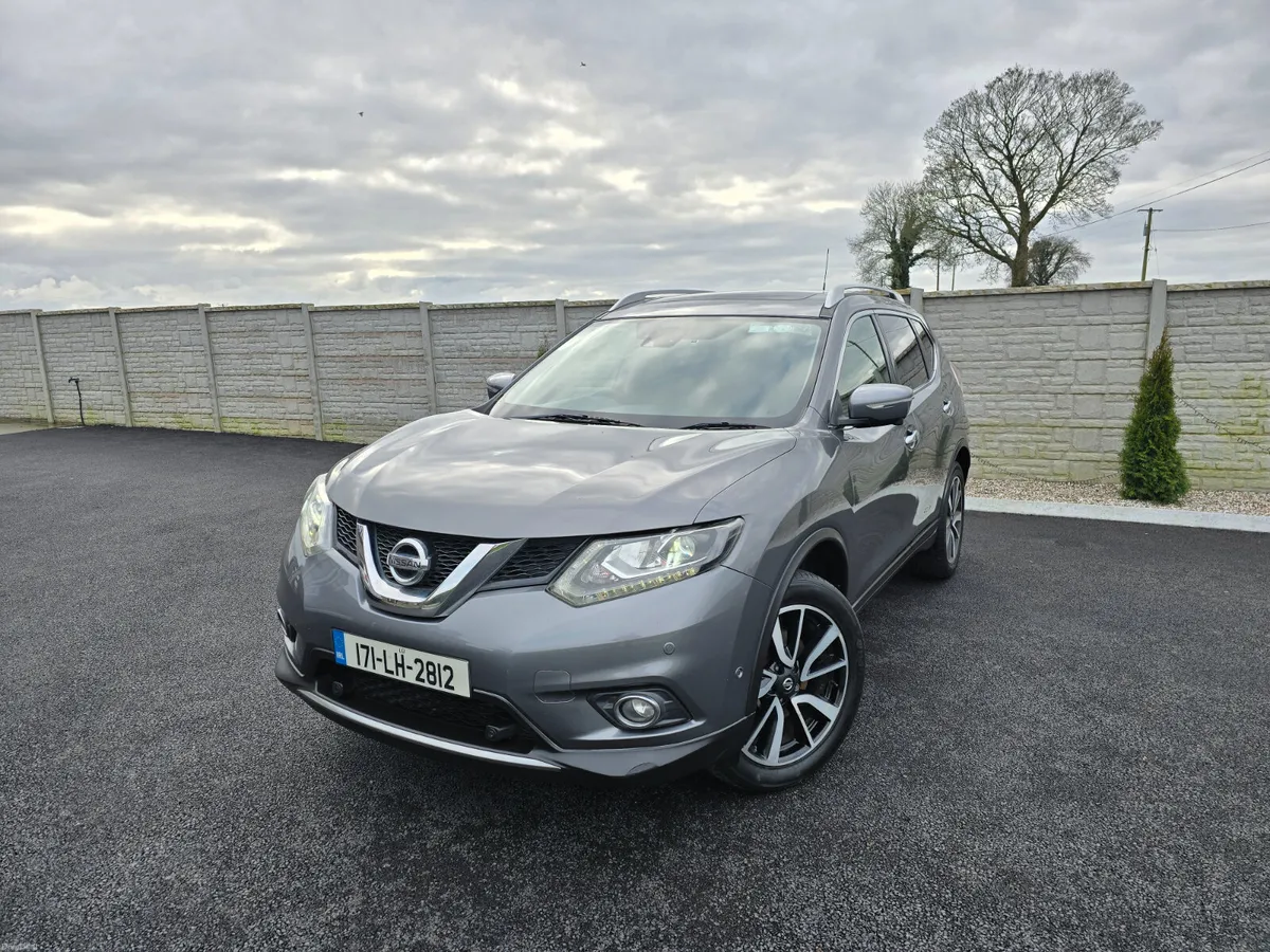 171 Nissan X-Trail 7 seater Panoramic - Image 1