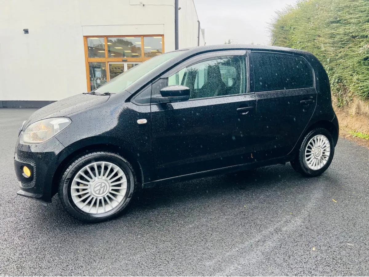 Volkswagen up! 1.0 AUTOMATIC // TOP SPEC // 2 KEYS - Image 4