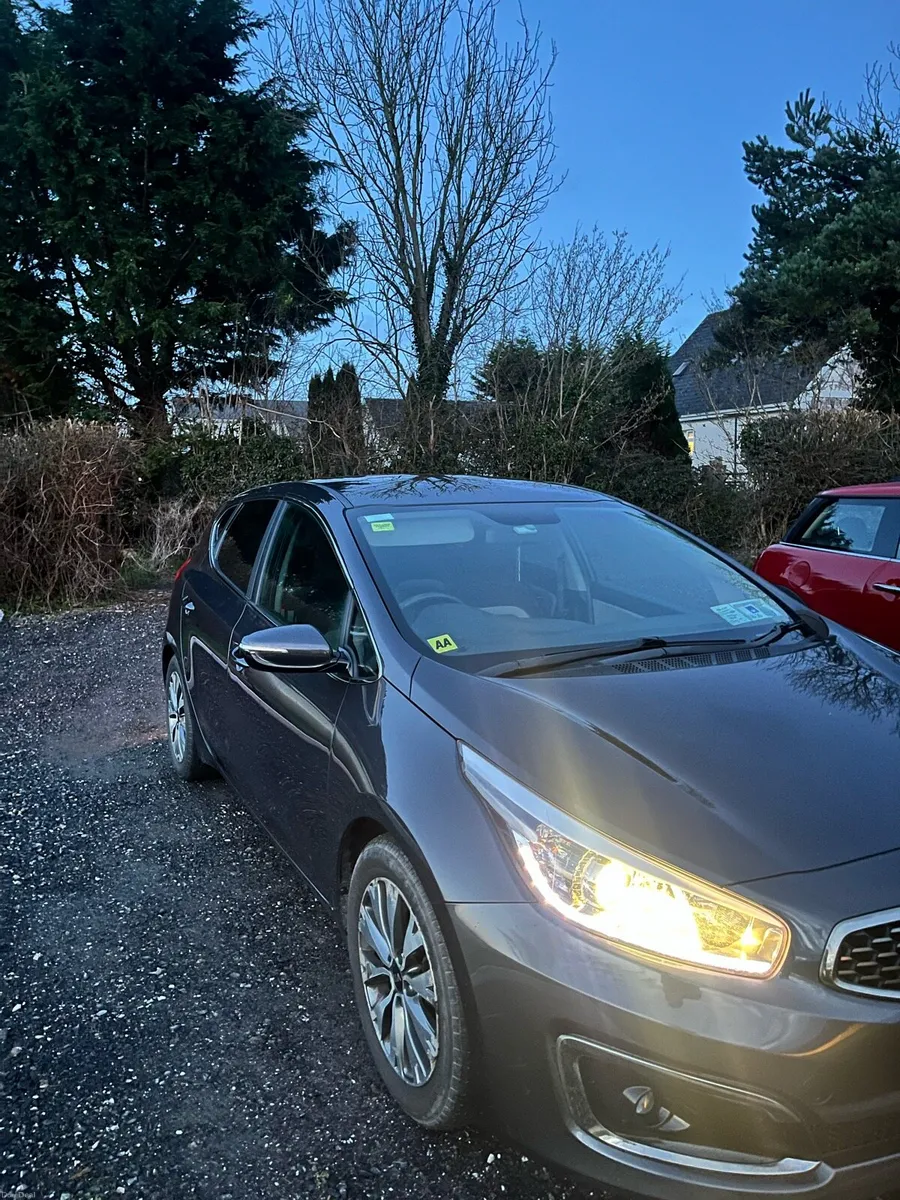Kia Ceed 2017 1.6 CRDi - Image 2