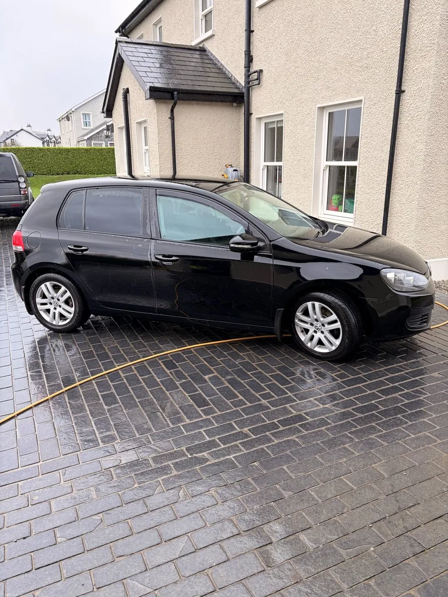 VW Golf 2010 - Image 1