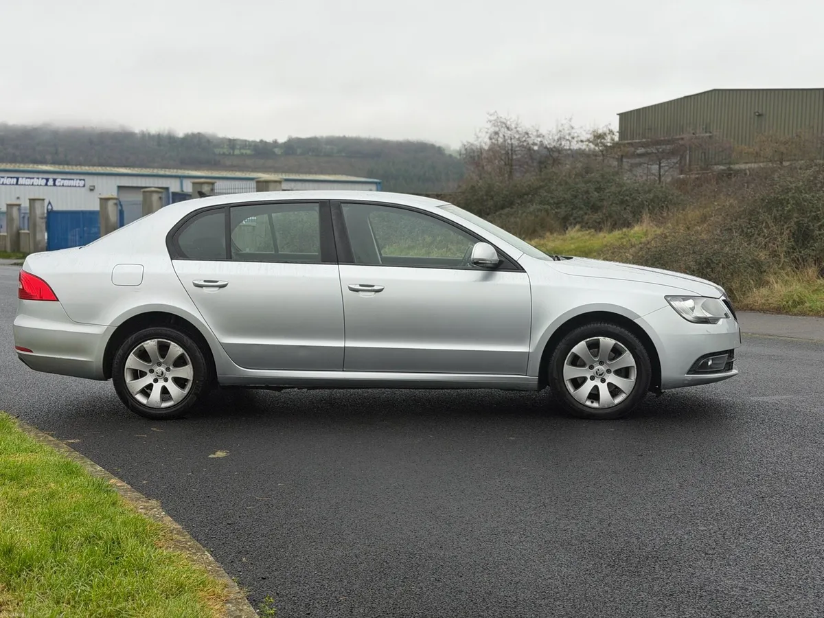 Superb 141 Low Miles NCT 03/27 - Image 3