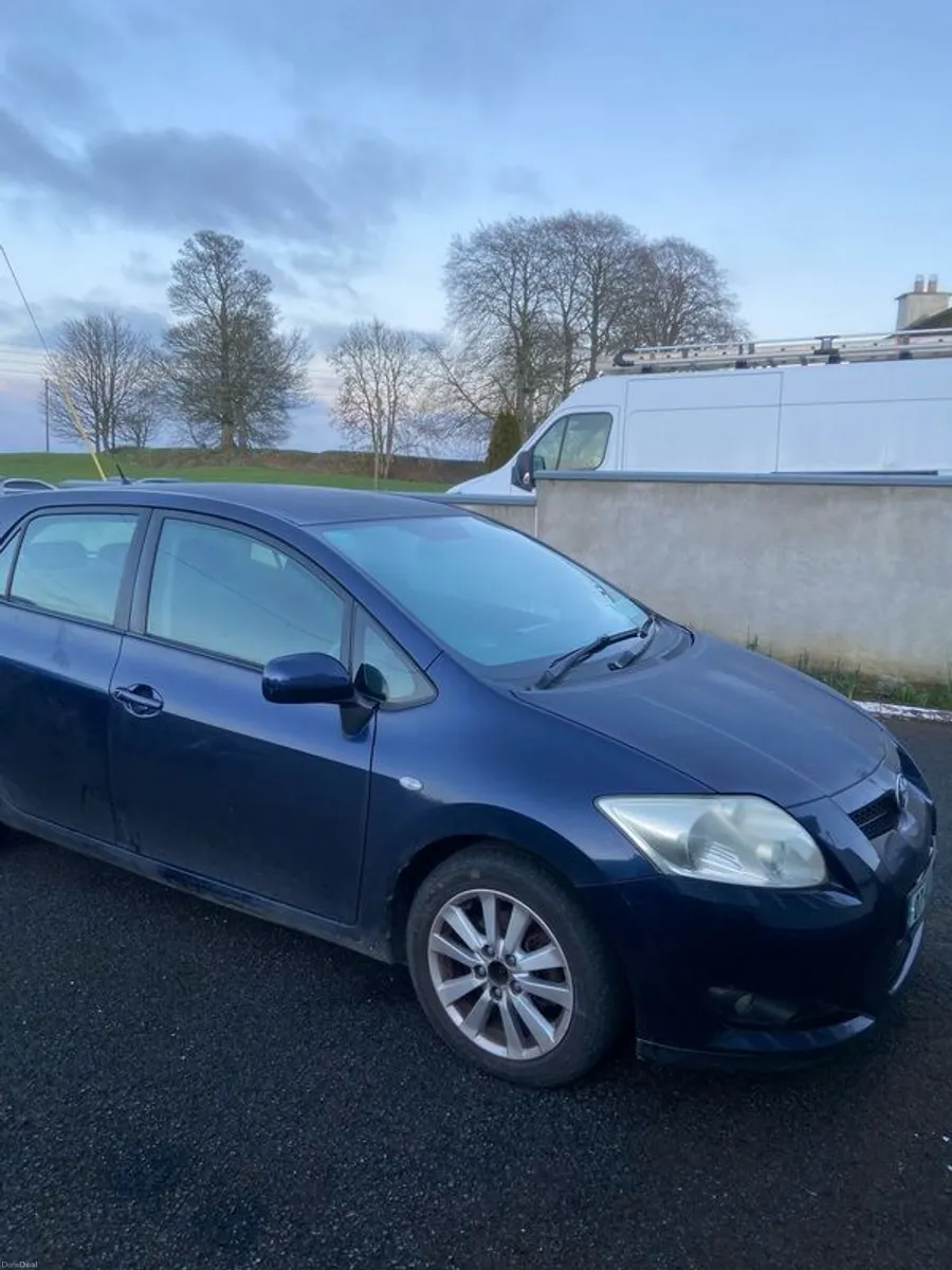 2007 Toyota Auris - Image 2