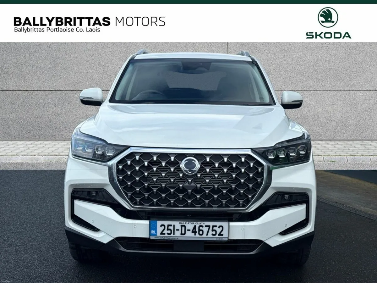 SsangYong Rexton  2.2 Auto 4WD 2 SEAT COM - Image 3