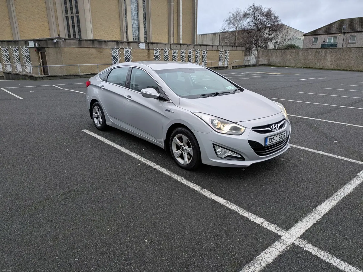 Hyundai i40 2013 - Image 1
