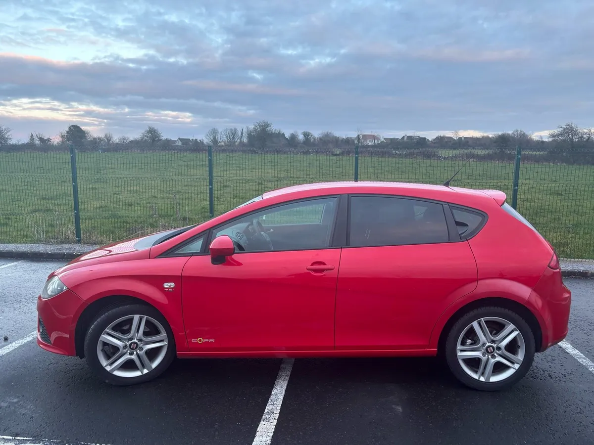 DEPOSIT TAKEN  SEAT LEON 1.2 TSI S COPA 105PS 5DR - Image 3