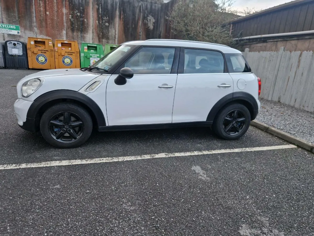 Mini Countryman - Image 4