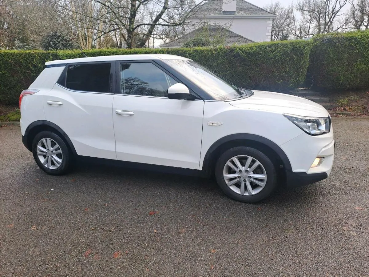 2016 SsangYong Tivoli 1.6D - Image 2