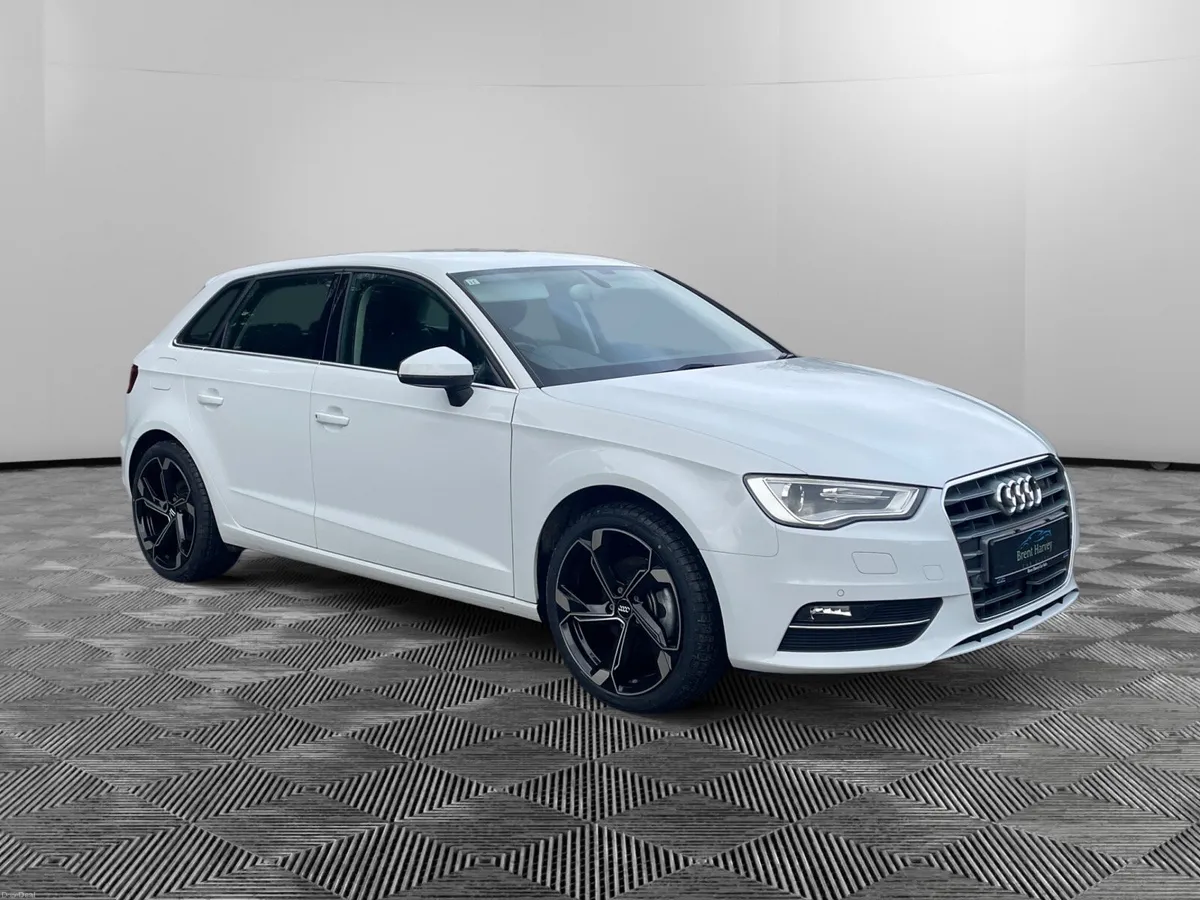 Audi A3 S-Tronic - Pearl White-Mint - Image 1