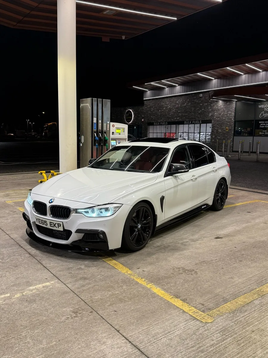 2016 bmw 330d xdrive msport auto - Image 2