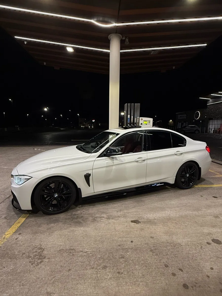 2016 bmw 330d xdrive msport auto - Image 3
