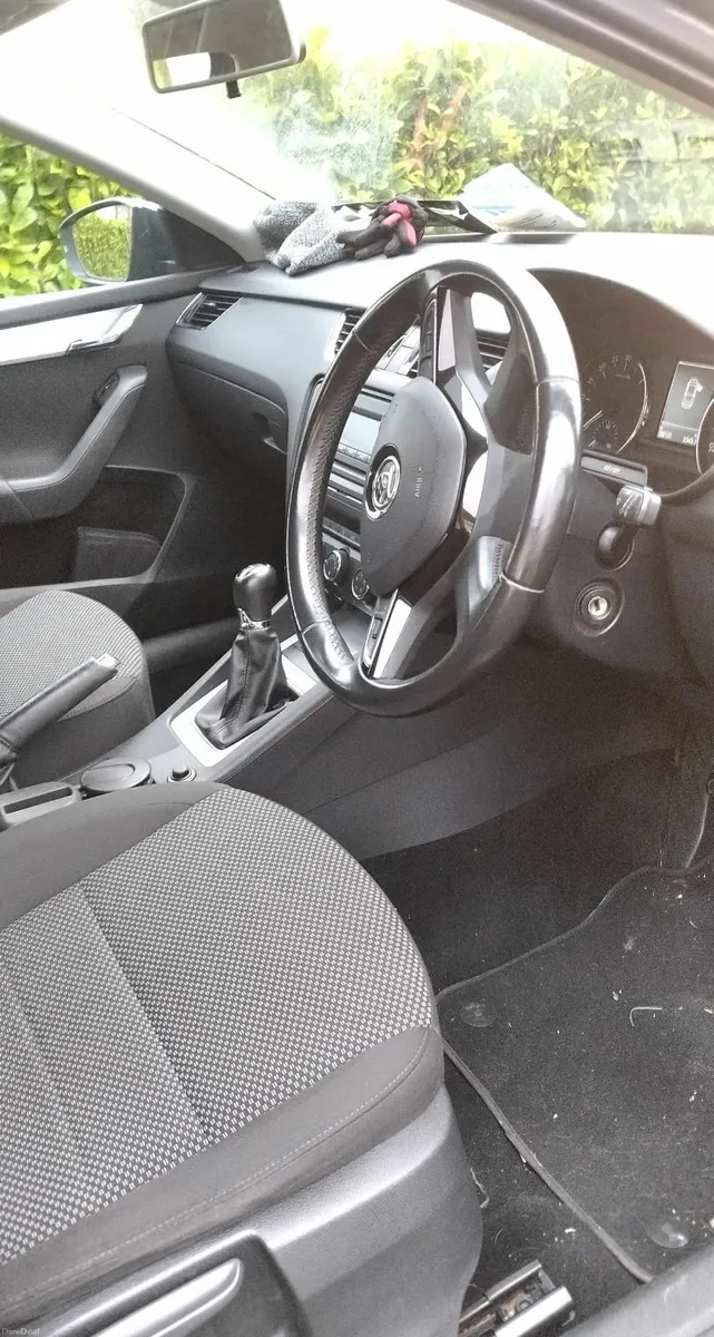 Skoda Octavia Ambition 2014 - Image 4