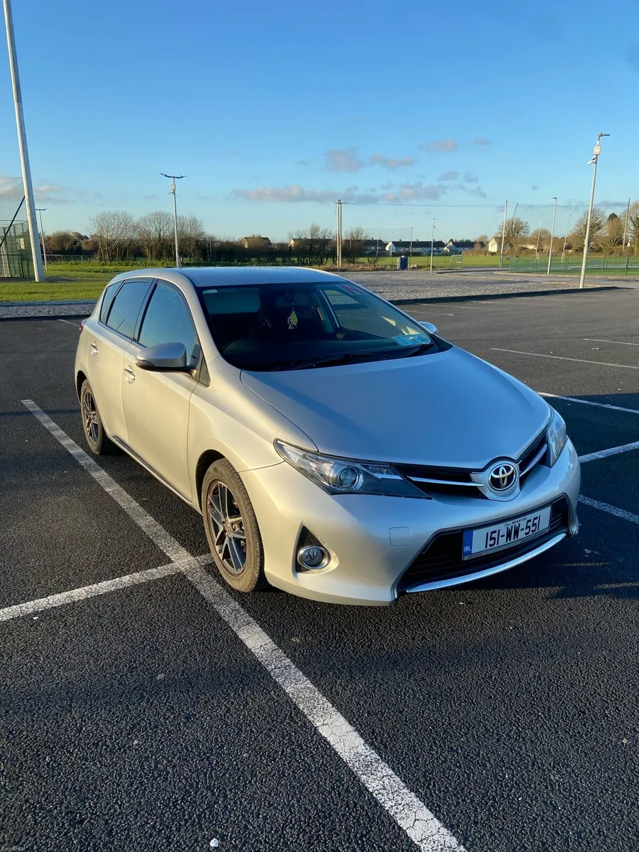 Toyota Auris sol - Image 1