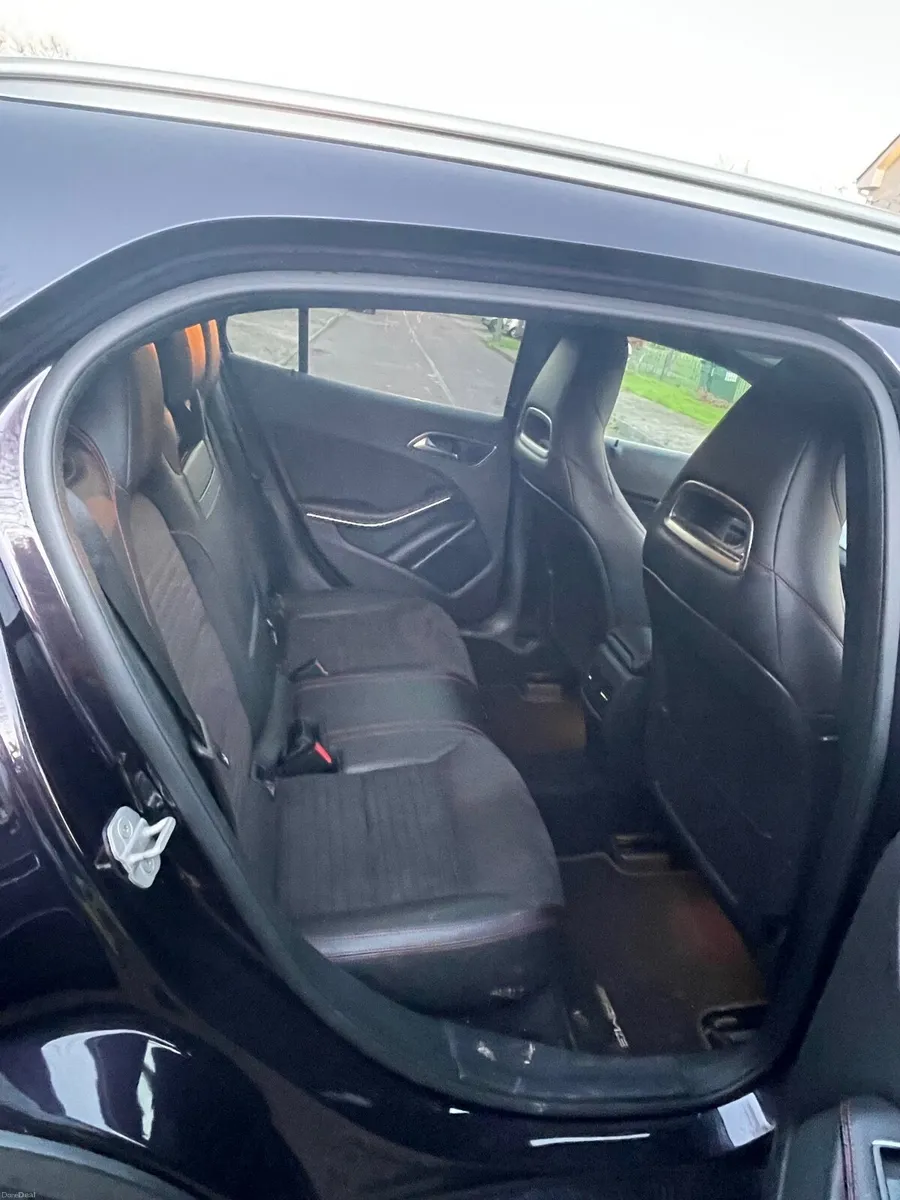 Mercedes-Benz GLA 200 D AMG Line 2015, NCT 03/2027 - Image 3
