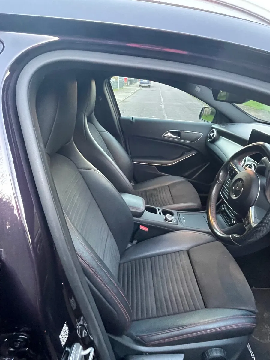 Mercedes-Benz GLA 200 D AMG Line 2015, NCT 03/2027 - Image 4