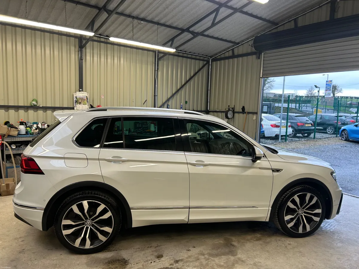 2019 VOLKSWAGEN TIGUAN 2.0TDI R LINE £5400 EXTRAS - Image 3