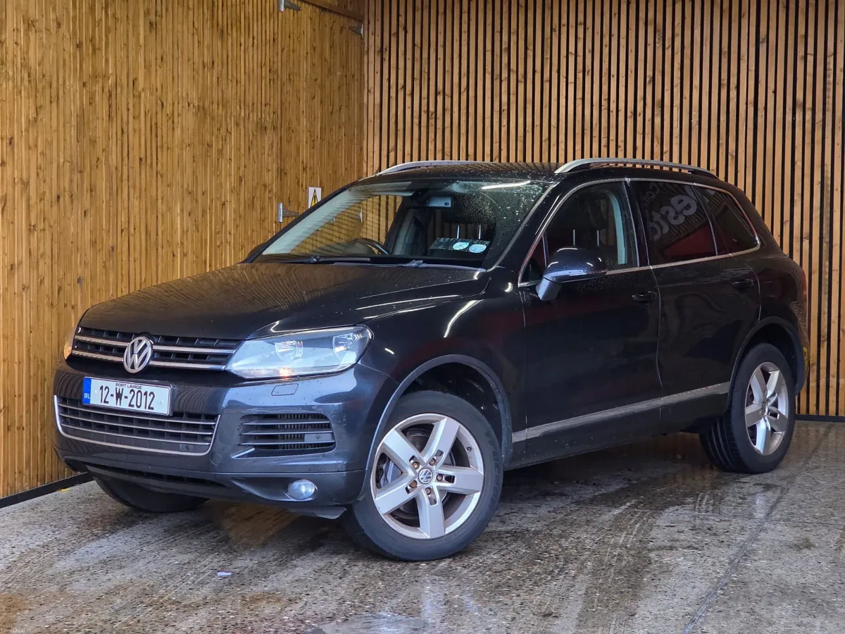 Volkswagen Touareg 2012 - Image 1