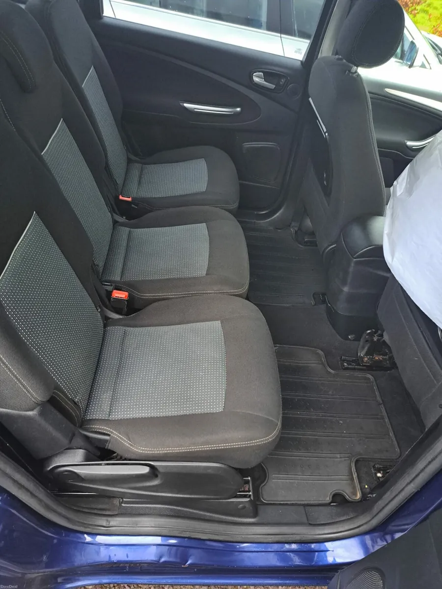 Ford galaxy - Image 4