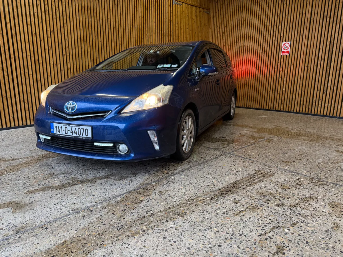 Toyota Prius 2014 - Image 1