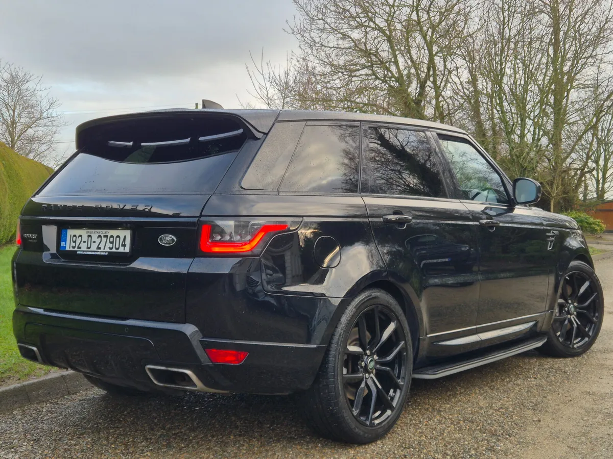 192'RANGE ROVER SPORT HSE P400e (404 Bhp) - Image 4