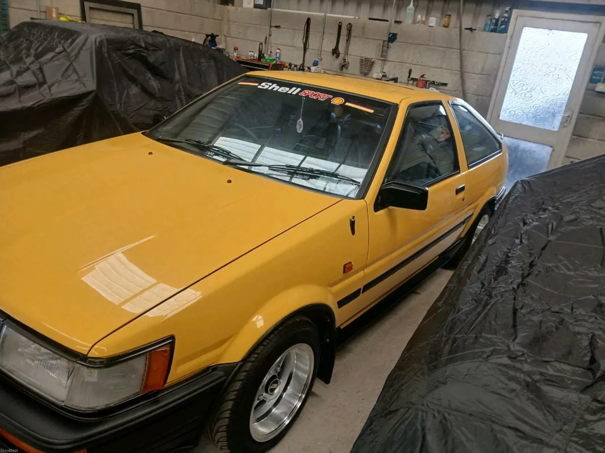 TOYOTA COROLLA TWINCAM FULLY RESTORED - Image 2