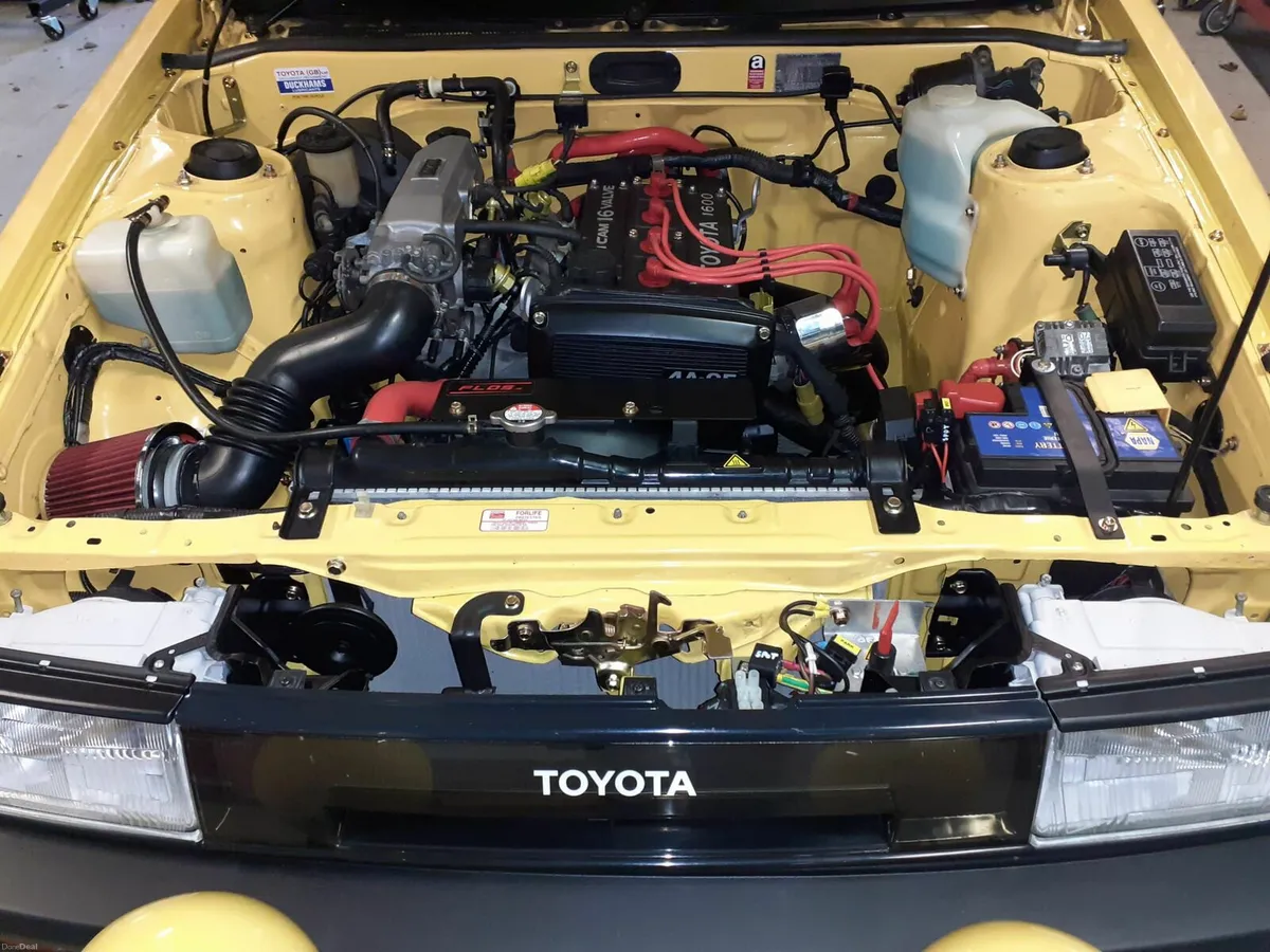 TOYOTA COROLLA TWINCAM FULLY RESTORED - Image 4