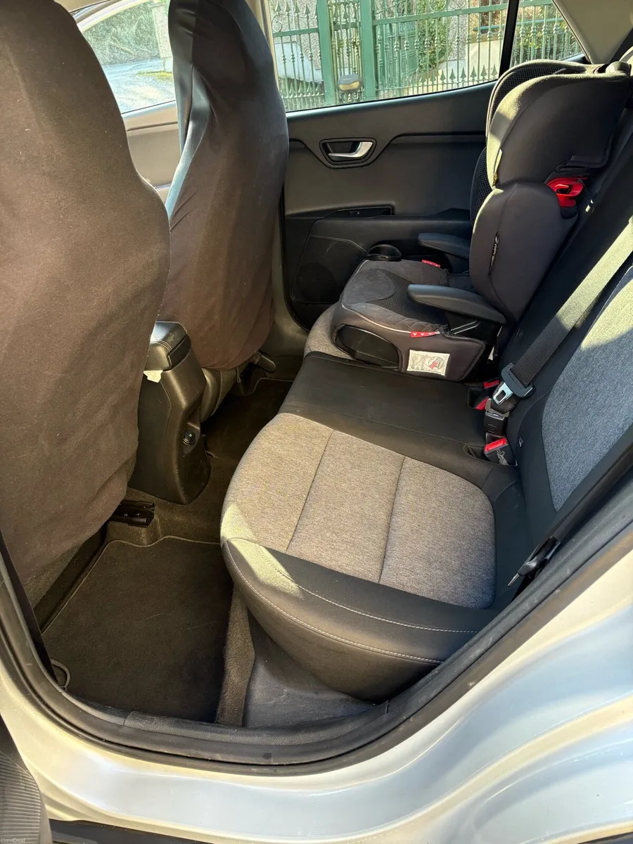 Kia Stonic - Image 4