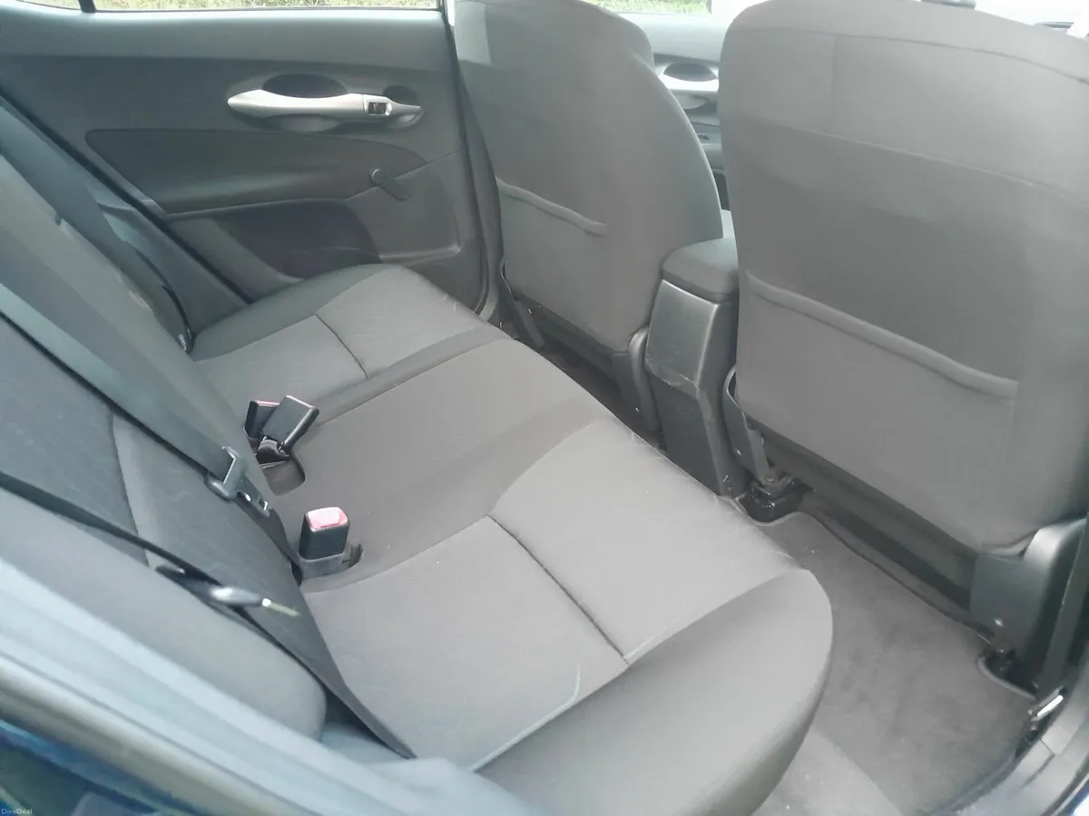 2011 Toyota Auris d4d nct 06/26 tax 06/26 €3300 - Image 3