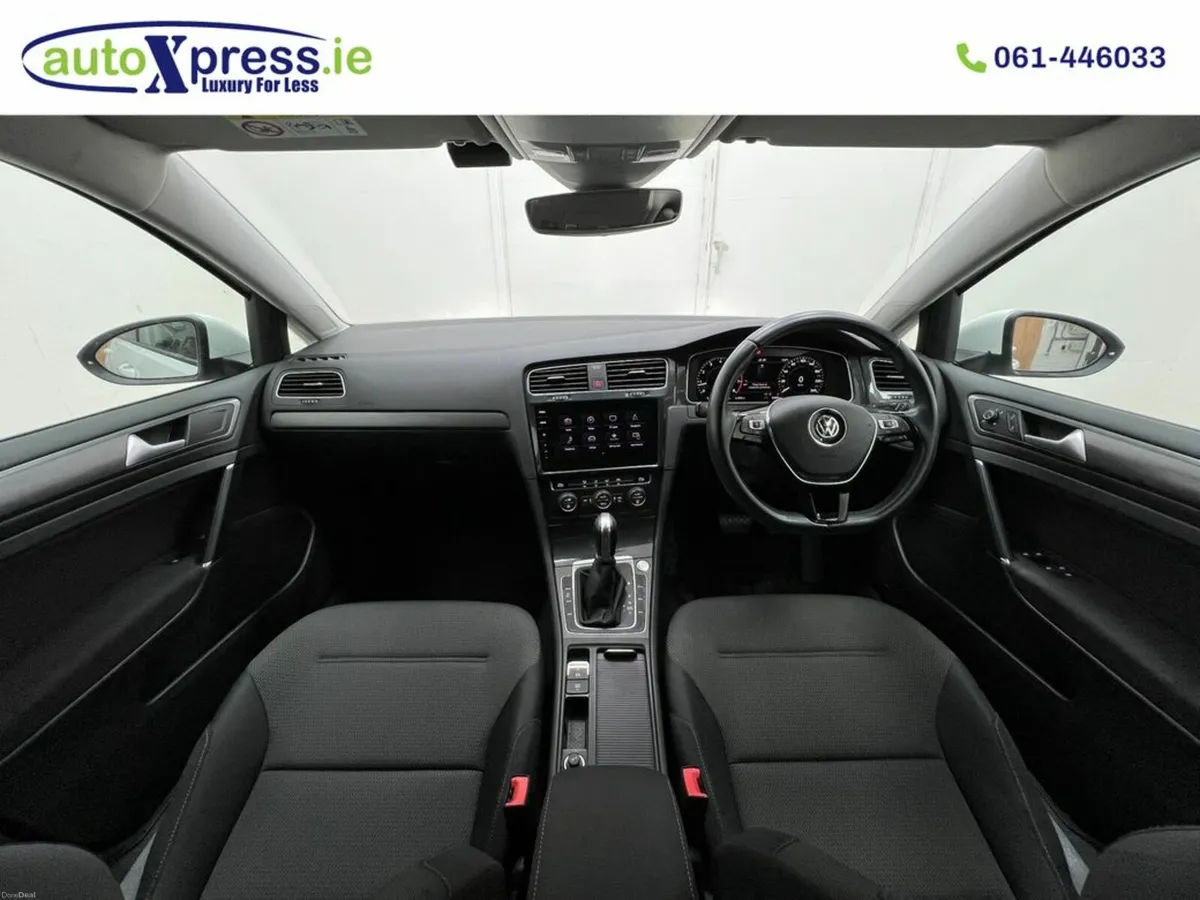Volkswagen Golf 1.2 TSI Automatic, Reversing camer - Image 2