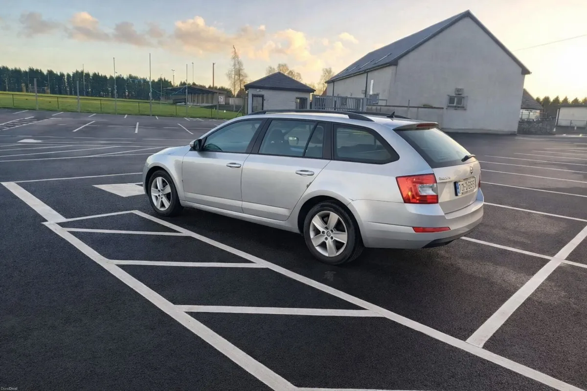 Skoda octavia 2 .0 tdi - Image 4