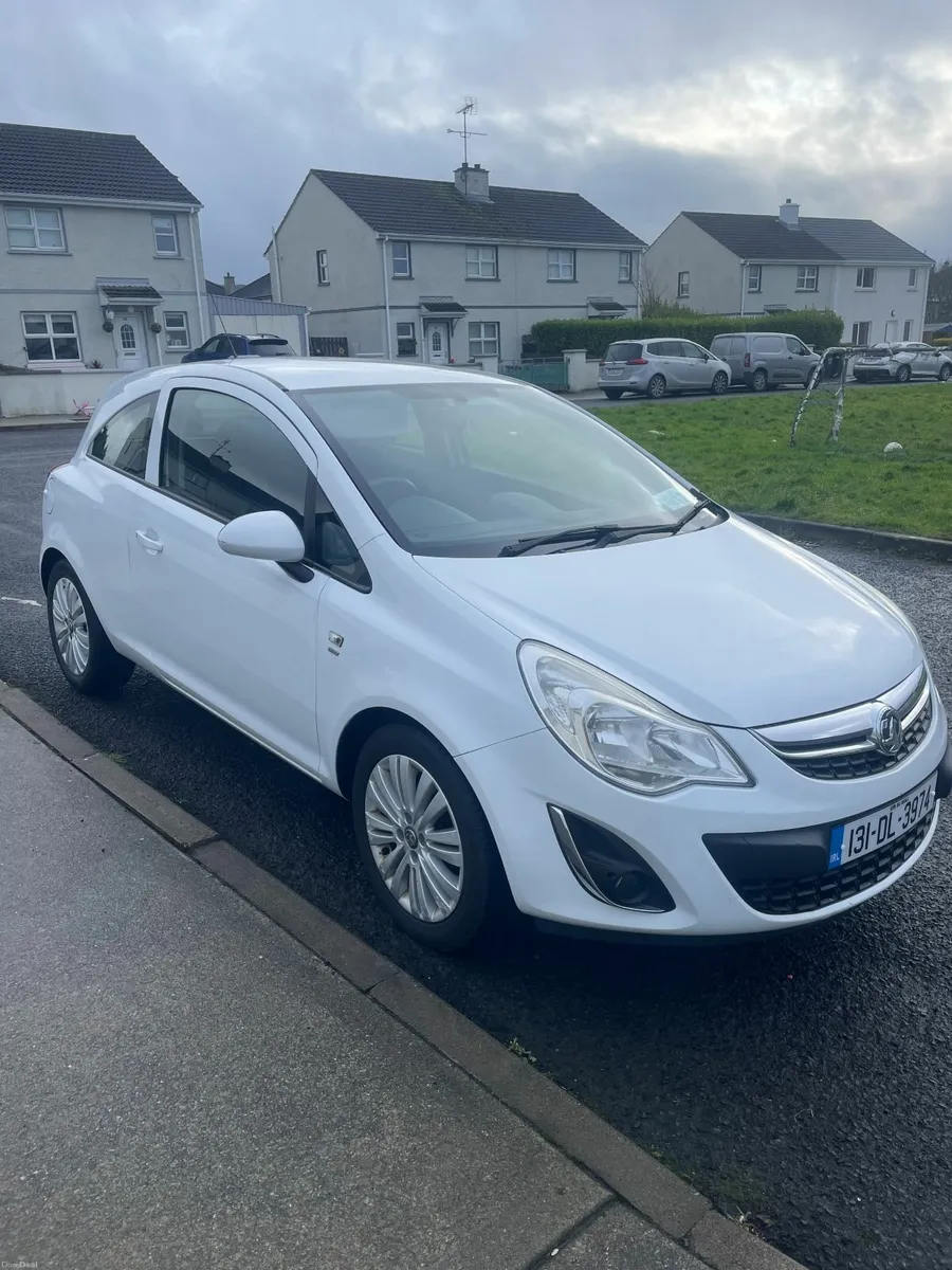 Vauxhall Corsa 2013 - Image 2