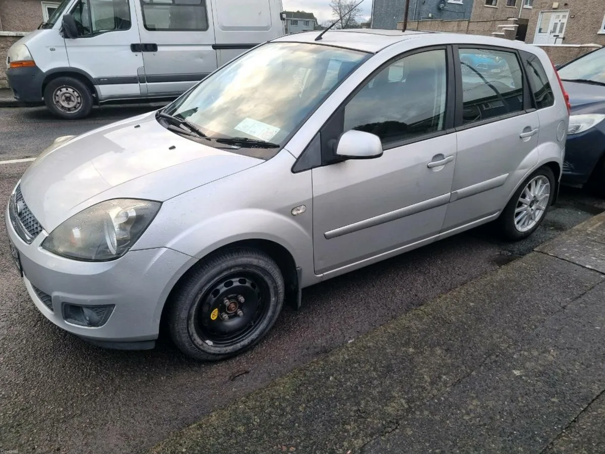 Ford Fiesta - Image 4