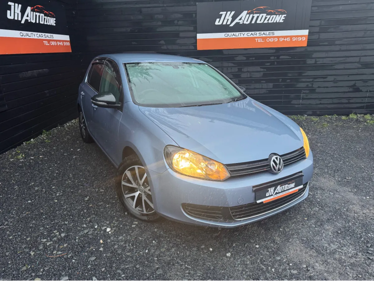 Volkswagen Golf 1.2 TSI AUTO 5DR - Image 1