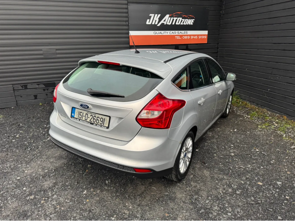 Ford Focus TITANIUM 1.6 TDCI 5DR - Image 4