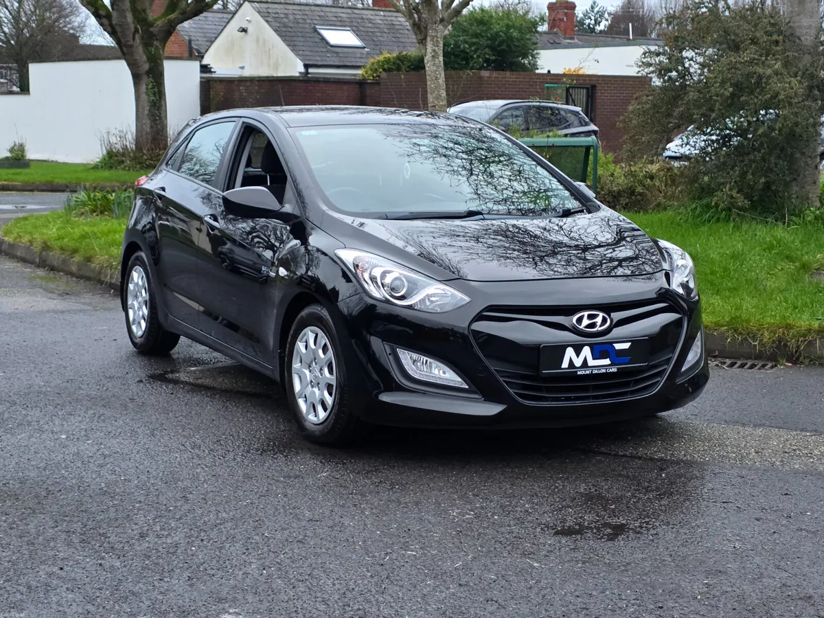 Hyundai i30 Classic 1.4 Petrol *NEW NCT* 2014 - Image 2