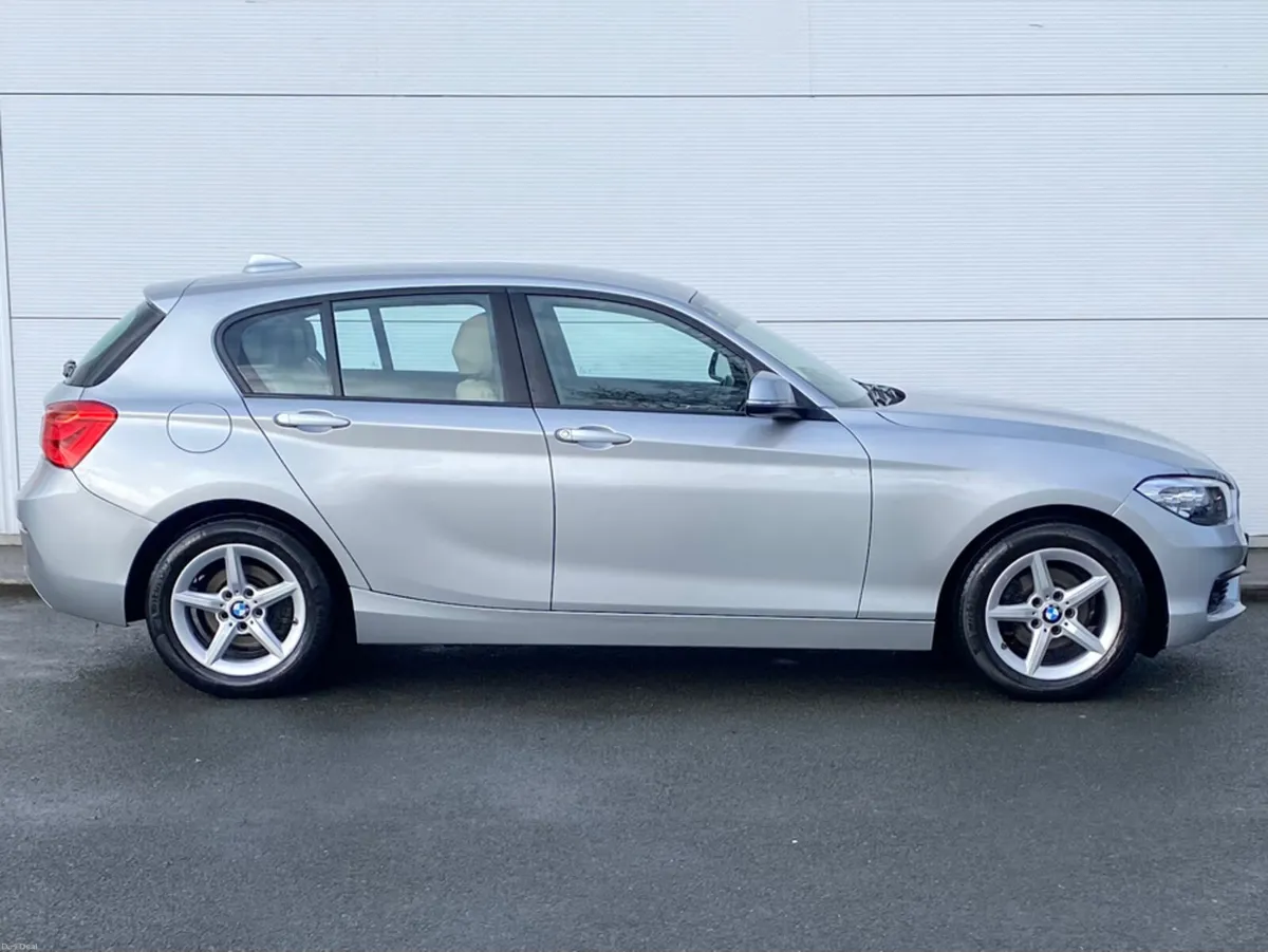 BMW 1-Series 118i SE 5DR AUTO - Image 2