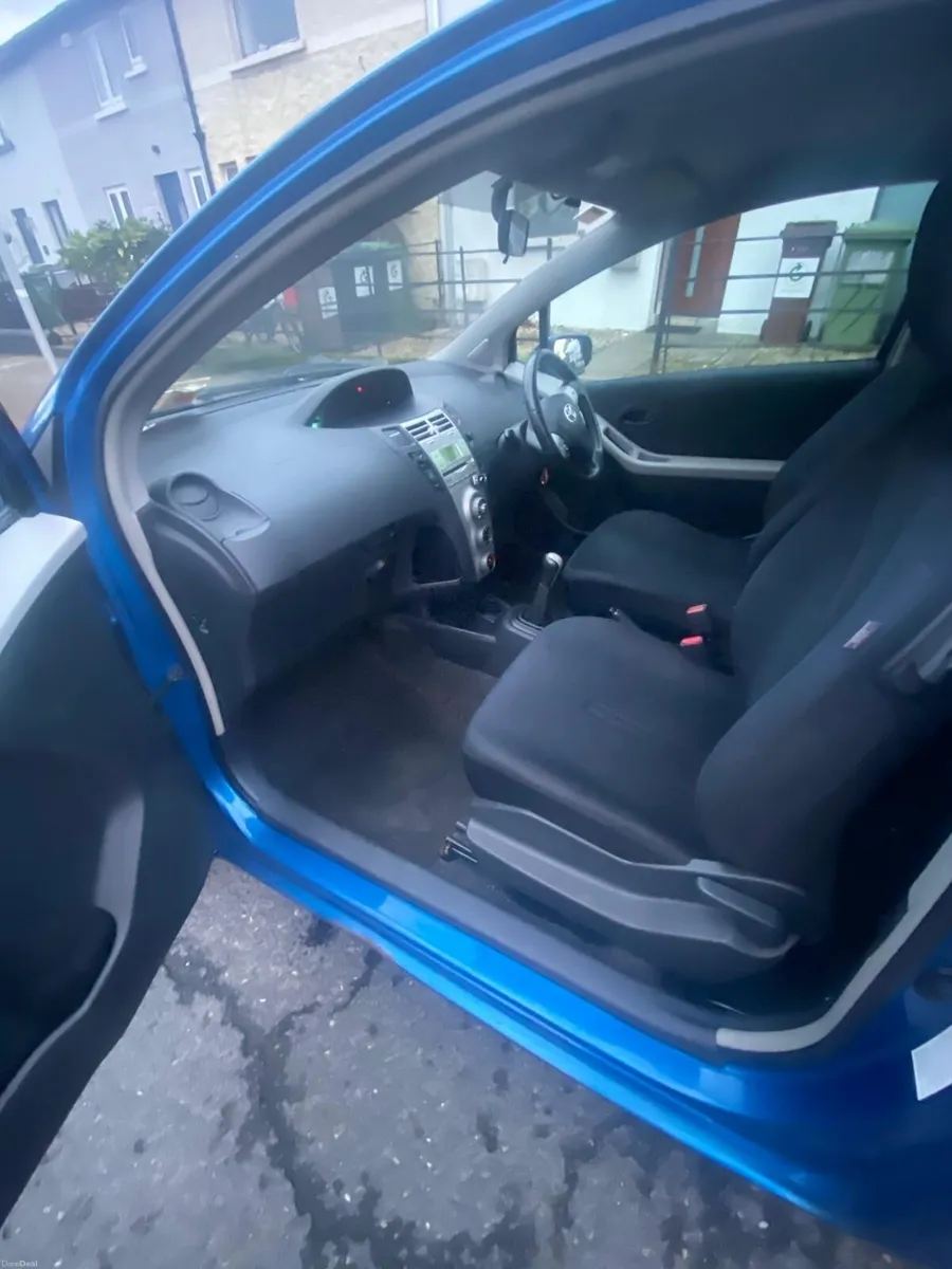 Toyota Yaris - Image 4